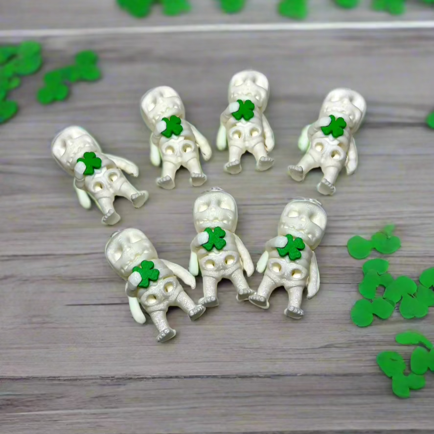 Lucky Bones Keychain 💀🍀