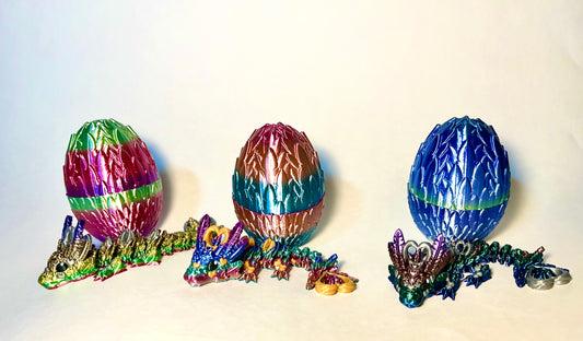 Flexi Feathered Dragons in Egg