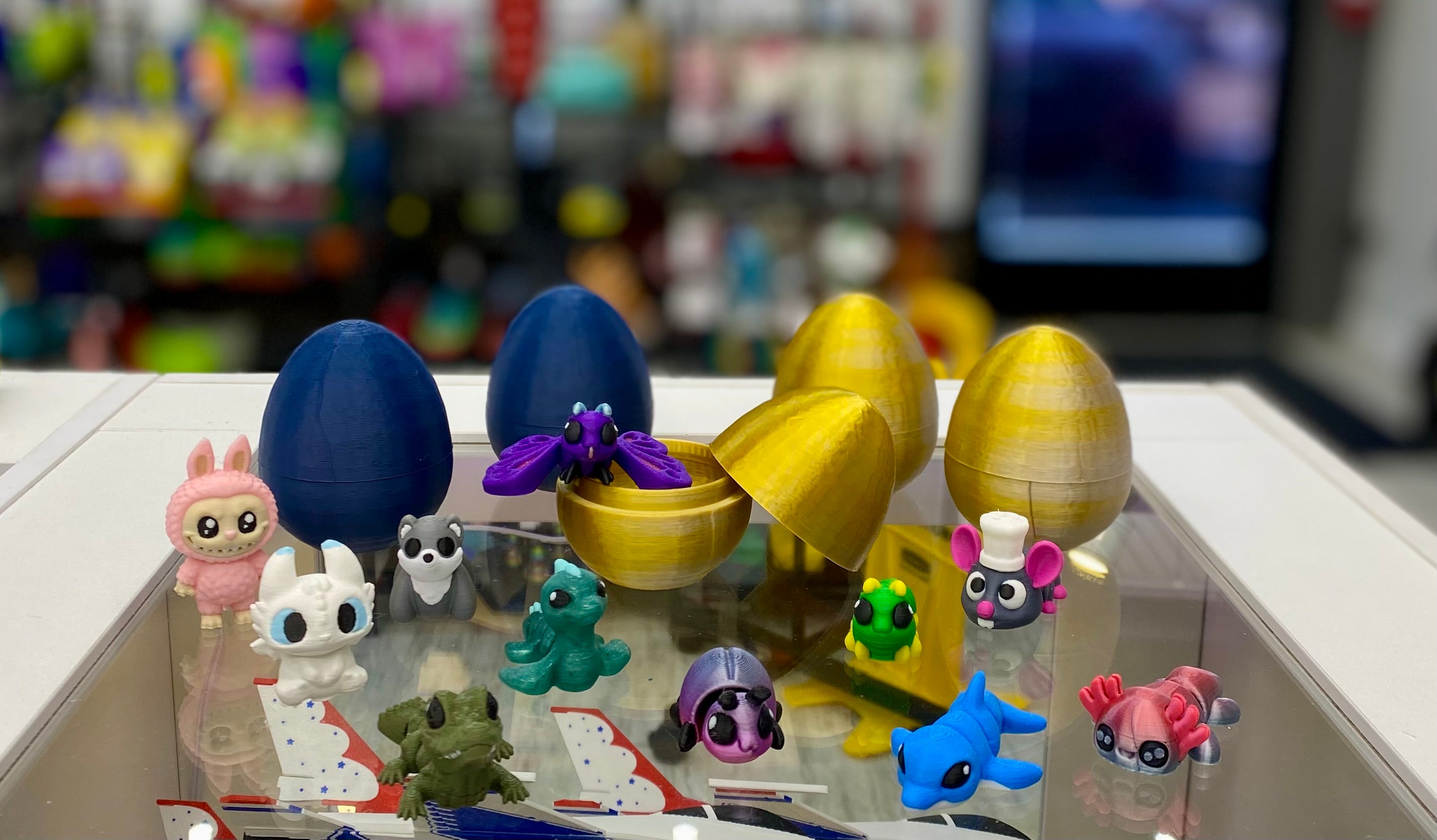 Small Mystery Egg - (1 Random Mini)